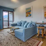 Апартаменти Pastels - 2bd In Trinity With Underground Parking By Flat Mаnager