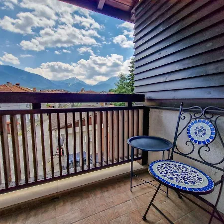 Pastels - 2bd In Trinity With Underground Parking By Flat Mаnager Апартаменты