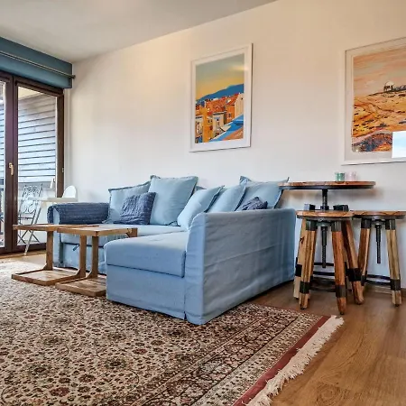 Pastels - 2bd In Trinity With Underground Parking By Flat Mаnager Апартаменты *